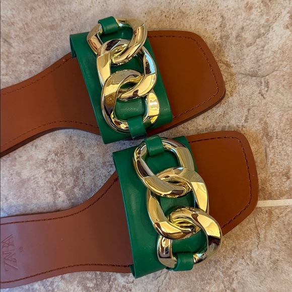 ZARA gold chain emerald green tan sandals European 39 - Picture 5 of 8